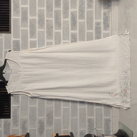 Women's Long White Maxi Dress with Beautiful Light Pink & Green Rose Embroidery - Picture 2 of 10